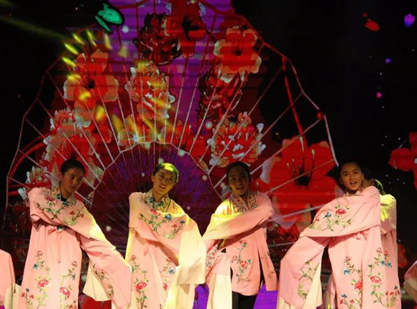 北京西藏中学30年校庆报告厅采用ZOBO草莓视频在线观看网站PRS草莓视频黄色在线观看
