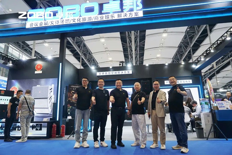 2璀璨新品燃爆全场！ZOBO草莓视频在线观看网站次日热度飙升，口碑炸裂